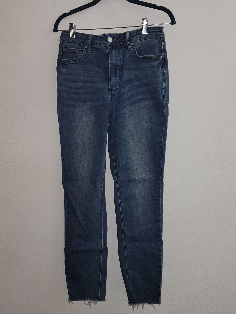 JudyBlue High Rise ,tummy Control  Skinny Jeans .no Distressing. Raw Hem 7/28